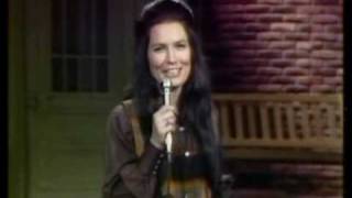 Loretta Lynn - I Wanna Be Free (2)