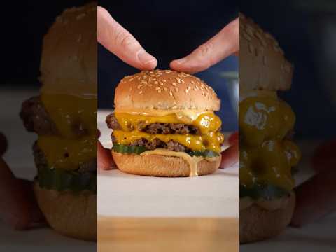 The Menu Cheeseburger (but VEGAN!)