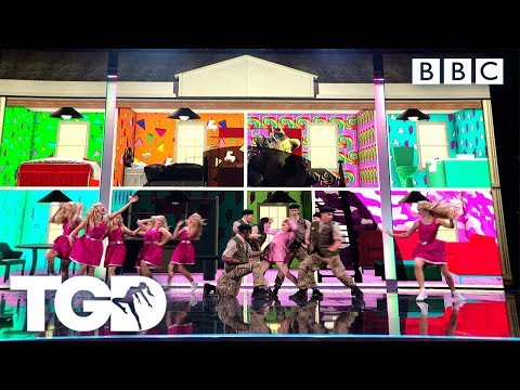 Company Jinks Make Impressing The Audience Child’s Play