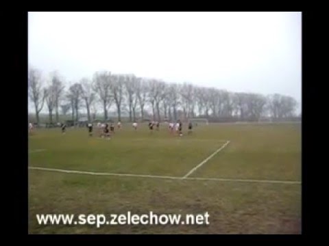 2008.04.06 Sęp Żelechów - Korona Olszyc: rzut wolny dla Sępa