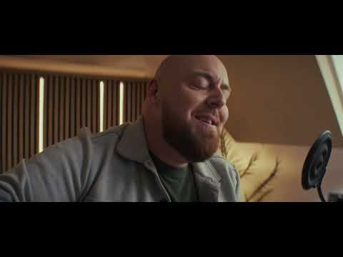 Maroon 5 - Sunday Morning (Acoustic Cover by Jamie Sloan)