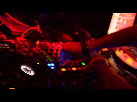 David Puentez Insomnia CLub  23 Avril 2011 PART 4
