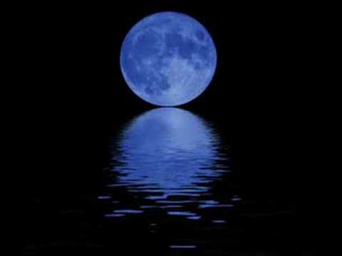 Eleanor Mcevoy - Whisper a prayer to the moon