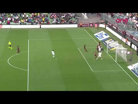 But de Burak Yılmaz contre Metz