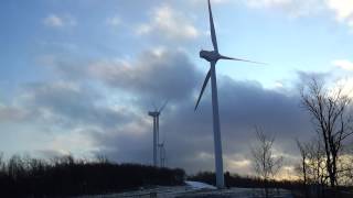 preview picture of video 'Pinnacle Wind Farm'
