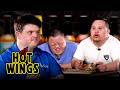 Sean Und Marley Essen Die Schärfsten Chicken Wings Der Welt HOT WINGS Feat Digby Webster