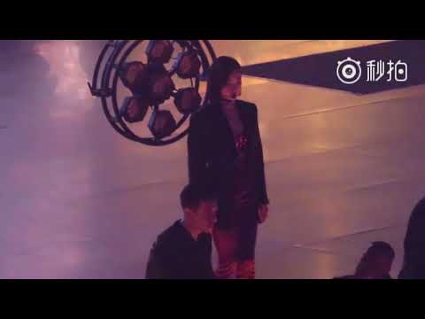 [FANCAM] 180706 Victoria Song (宋茜) Roof on Fire live