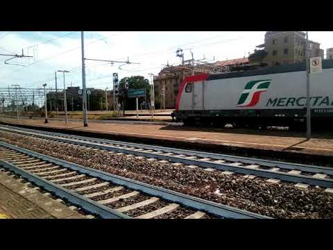 Merci con E483 MIR [PARTENZA/DEPARTURE] + ICN 795 Torino porta Nuova - Reggio Calabria Centrale*.