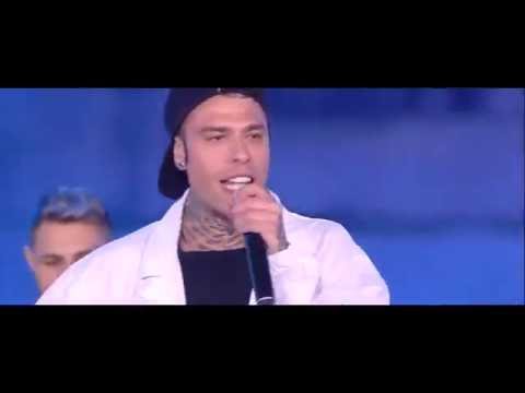 Fabio Rovazzi- *Andiamo a comandare* 2016 LIVE in 4k