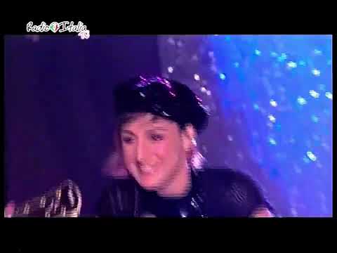 Matia Bazar (Roberta Faccani) - La prima stella della sera (Studio Radio Italia TV)