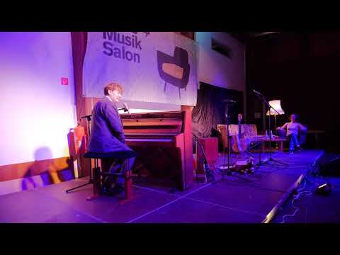 Ingas Musiksalon - die Songwriter-Show mit Inga Bachmann. Gäste: Sebastian Krämer und Mackefisch