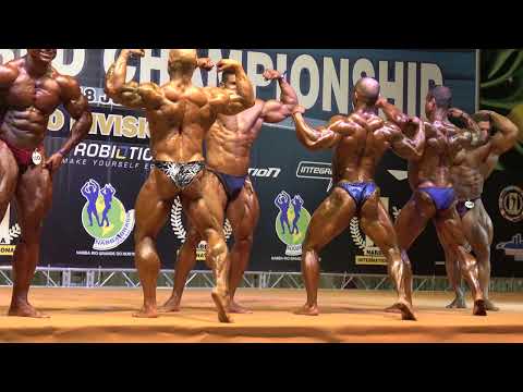 Posedown Class 3 - NABBA Worlds 2016