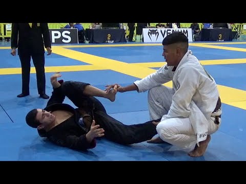 Victor Hugo v Tarik Hopstock / European Championship 2018