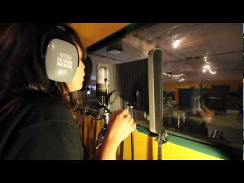 Sister Crayon - In The Studio [Method Series]