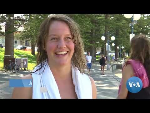 download lagu mp3 mp4 Volunteer Cleaning Ocean, download lagu Volunteer Cleaning Ocean gratis, unduh video klip Volunteer Cleaning Ocean