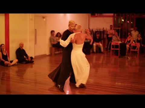 Juan Pablo Ramirez and  Daniel Arroyo at Milonga Dulzura, Renens, 08.06.2018. Tango 2