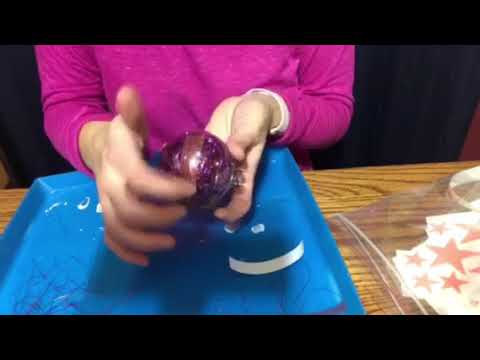 How to make stunning Christmas ornaments from glass...
