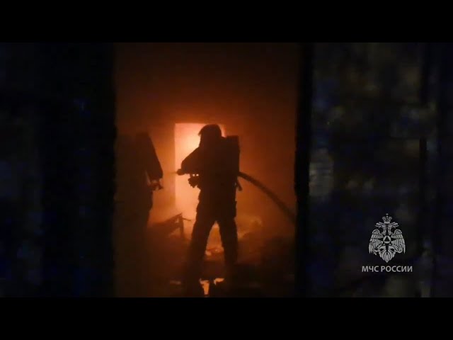 В МЧС назвали причину крупного пожара в Иркутске