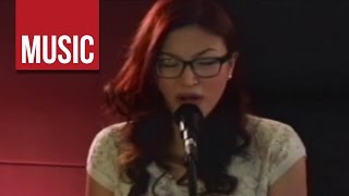 Zia Quizon - &quot;Spoliarium&quot; Live! (Eraserheads original)