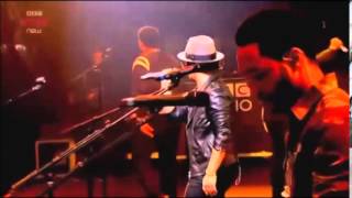 Bruno Mars - Natalie (Live)