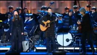 Adam Levine (Maroon5) &amp; Sara Bareilles - Happy Christmas (Live)