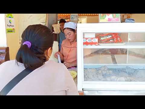 AA BBQ Guadalupe: Um lugar onde as pessoas podem comer.