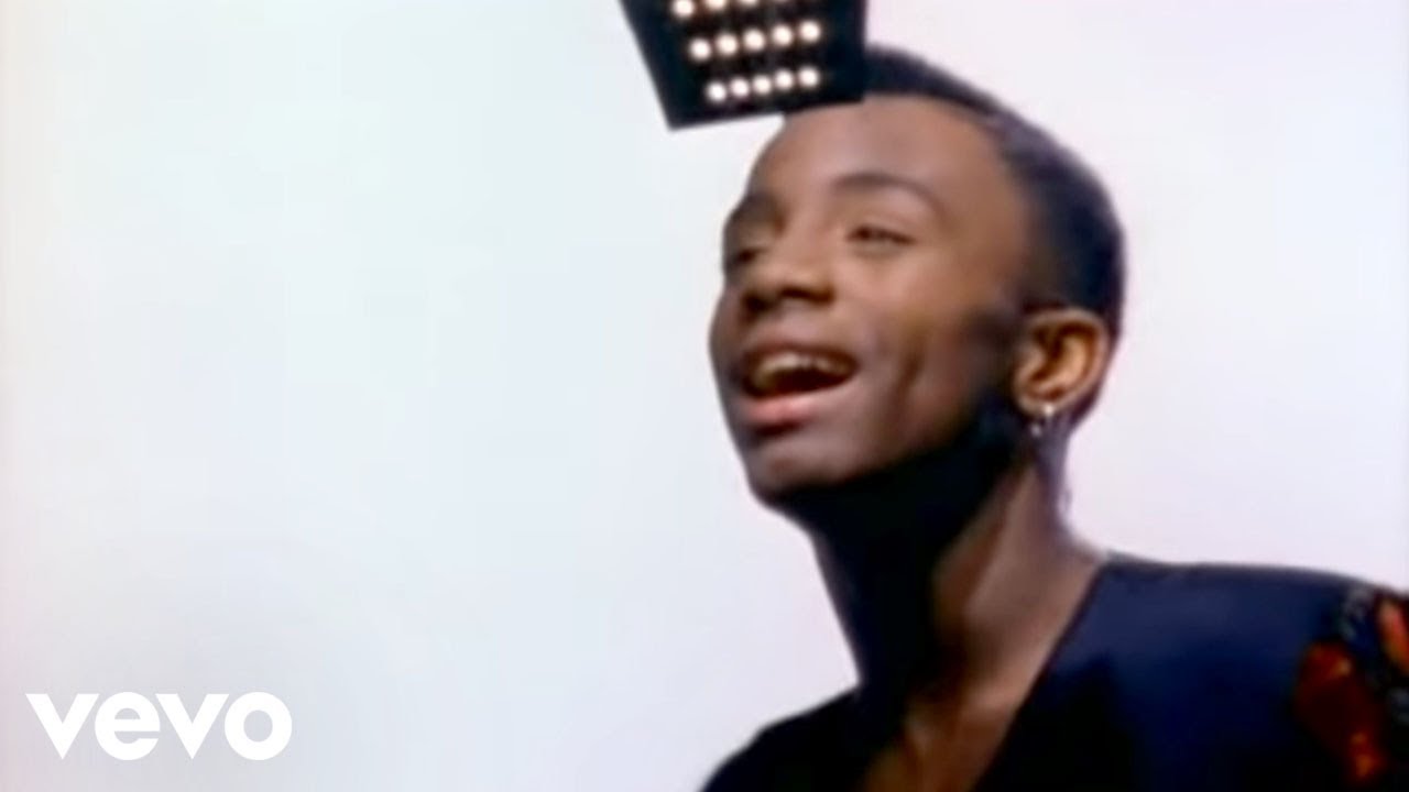 Hi-Five - I Like the Way (The Kissing Game) (Official Video)