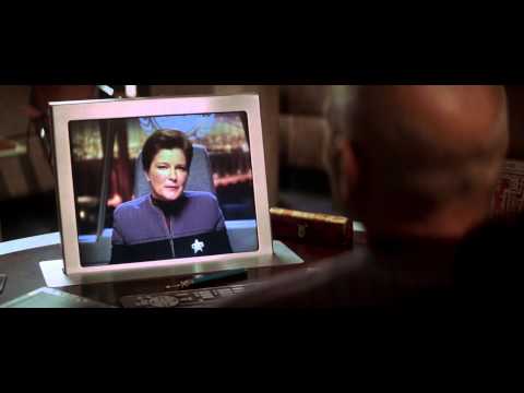 "Star Trek: Nemesis": Admiral Janeway contacts Captain Picard [HD]
