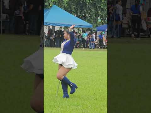 Cachiporristas del Instituto Nacional de La Unión en Jiquilisco 💃🌹🤩👏
