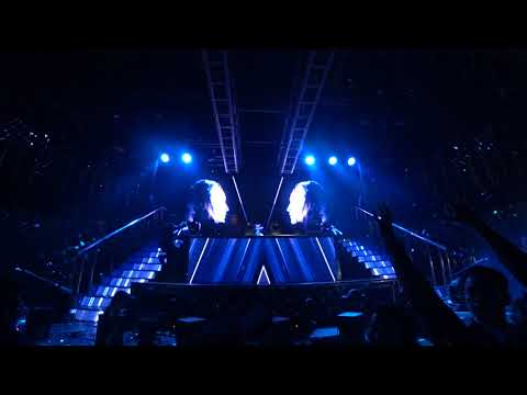 RAM vs. Gareth Emery & Standerwick ft. HALIENE - RAMexico vs. Saving Light(Armin Van Buuren Mashup)