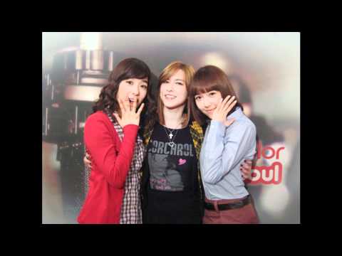 101112 SNSD Tiffany call-in to Midday Break with DJ Isak
