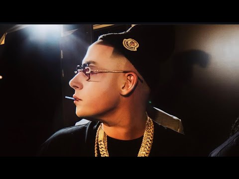 COSCULLUELA CANTA SANTA COS EN VIVO 🎅🏻 #cosculluela #coscu #music #musica #tiradera #puertorico