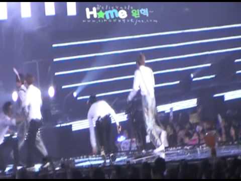 120316 EunSiHae like a Child @ SS4 BKK [siWONHYUKjae] #WONHYUK