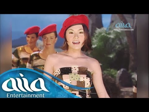 Thể hiện bởi Trish Thùy Trang
