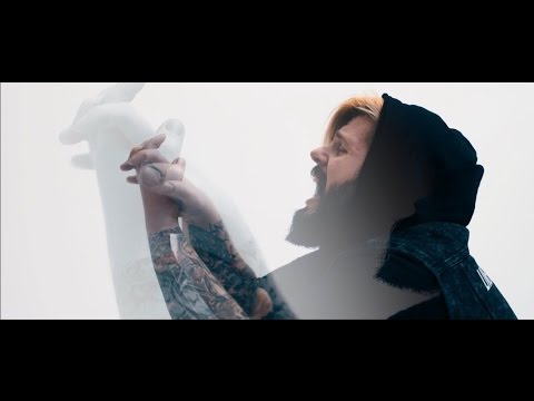 NEW FRIEND REQUEST - Zavar A Lárma [OFFICIAL MUSIC VIDEO]