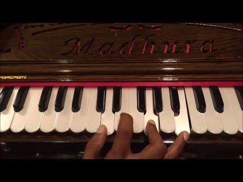 KIRTAN108 Harmonium Class 3 - Hare Krishna Maha Mantra (Gaura Arati tune)