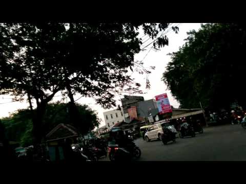 Bus aja 130 top telolet