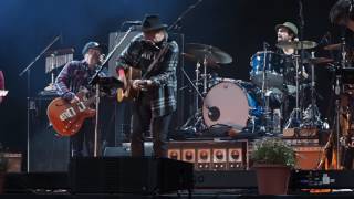 Neil Young & Promise Of The Real - Human Highway