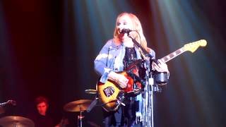 Melissa Etheridge - (The Medicine Show) You Must Be Crazy For ME  - LIVE 2019