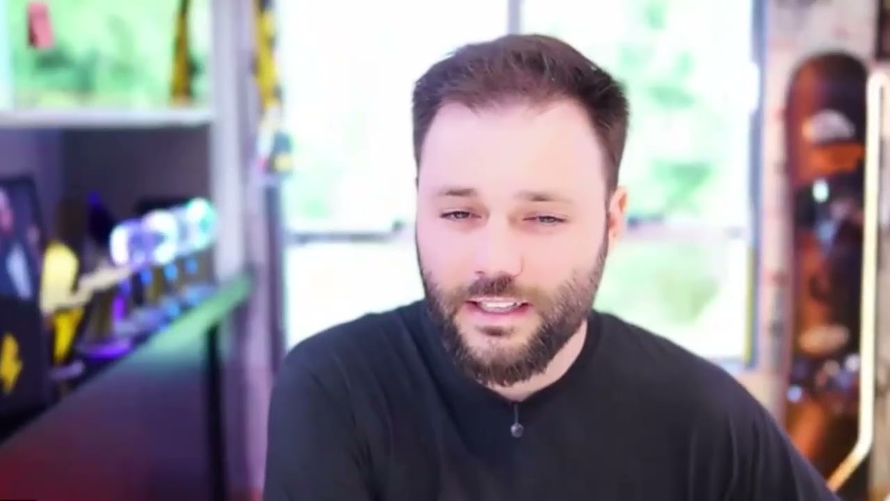 Devo construir um estúdio maior ou alugar? Vale a pena investir 500k em construção?