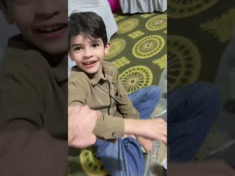 لما الأكل يكون جاهز، بس صاحبك عايز ياخد آخر لقمة من طبقك! 🤣🍽️