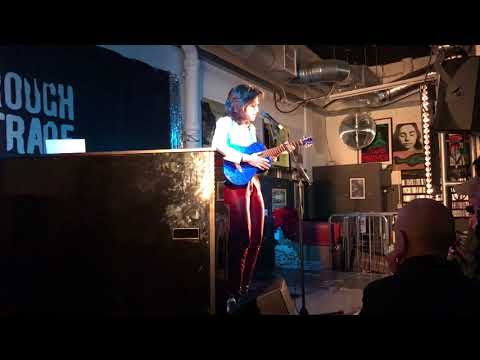 Joan As Police Woman - Tell Me, live@RoughTradeEast, 12Feb2018