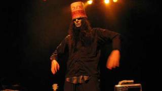 Buckethead-Burlap Curtain