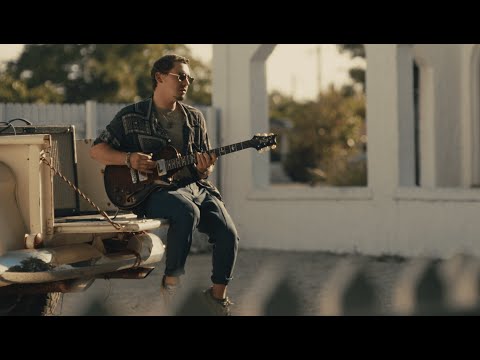 Cris Cab - Momma's Right (Official Music Video)