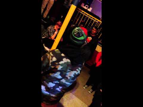 Johnny Parelli vs J-Redd