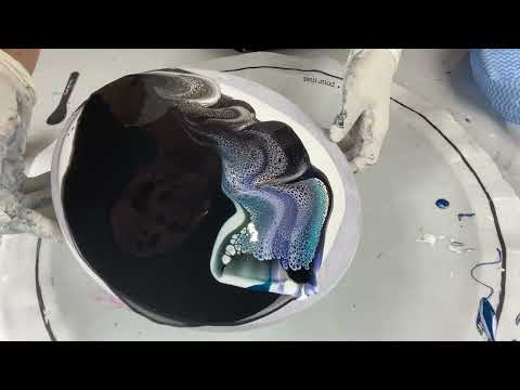 277. Sheleeart Fluid Artist - Negative Space Wave