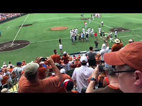 Longhorns head to Omaha for 36th Time 6/11/2018