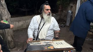 ‏ הרב שלום סבג שידור חי כ״ב בחשון (הרב שלום סבג) - התמונה מוצגת ישירות מתוך אתר האינטרנט יוטיוב. זכויות היוצרים בתמונה שייכות ליוצרה. קישור קרדיט למקור התוכן נמצא בתוך דף הסרטון