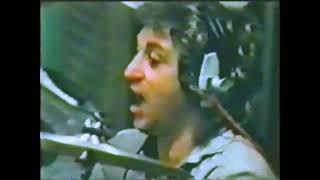 Paul McCartney &amp; Wings - So Glad To See You Here (Instrumental Remastered Video)