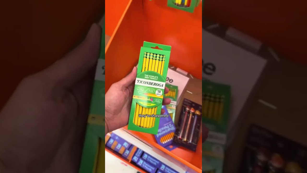 I HAD TO RUN THROUGH THE STORE!! 😨🫣 #dad #school #backtoschool #shop #shorts #vlog #vlogging